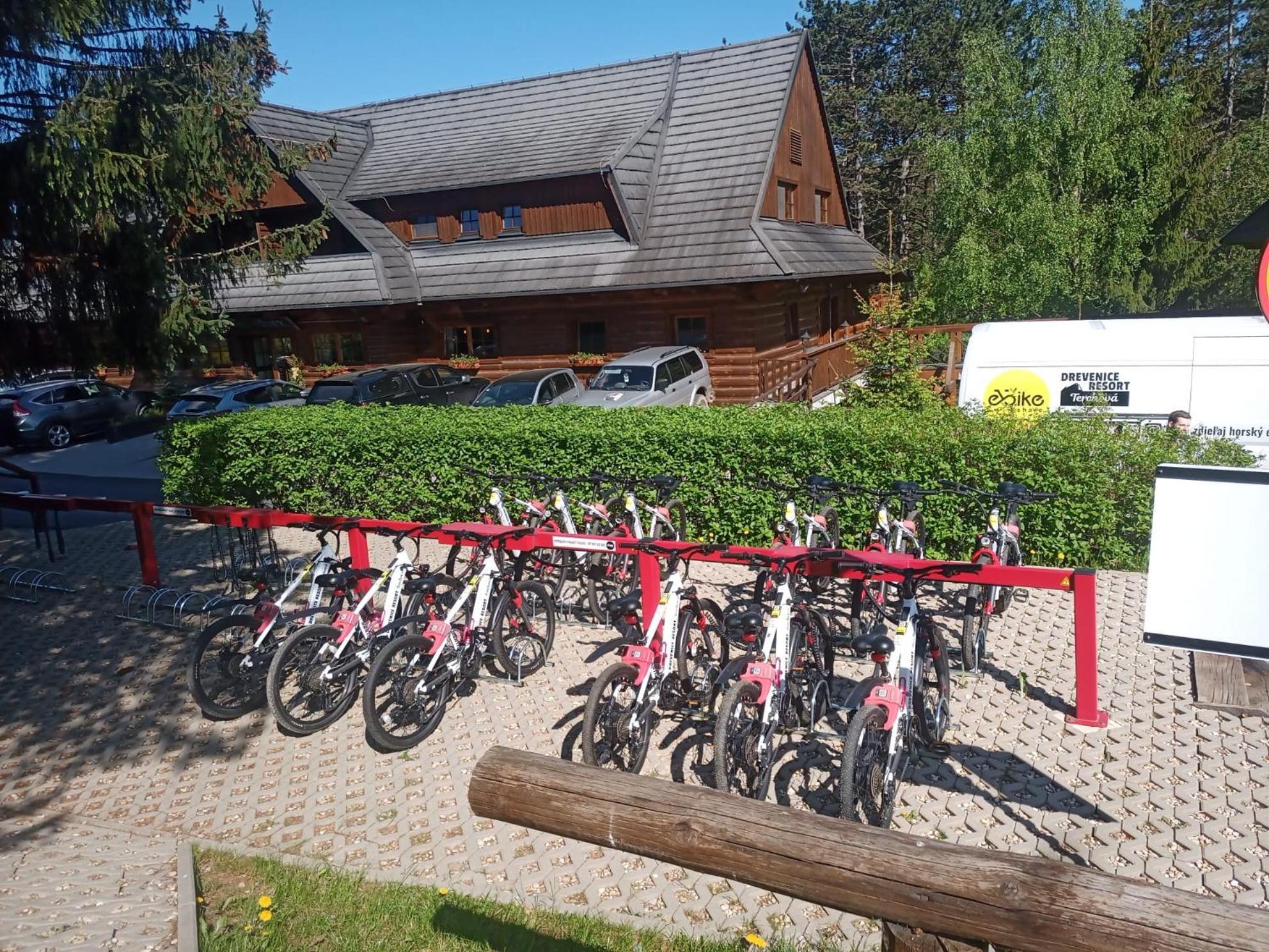 Resort Drevenice Terchová Eksteriør bilde